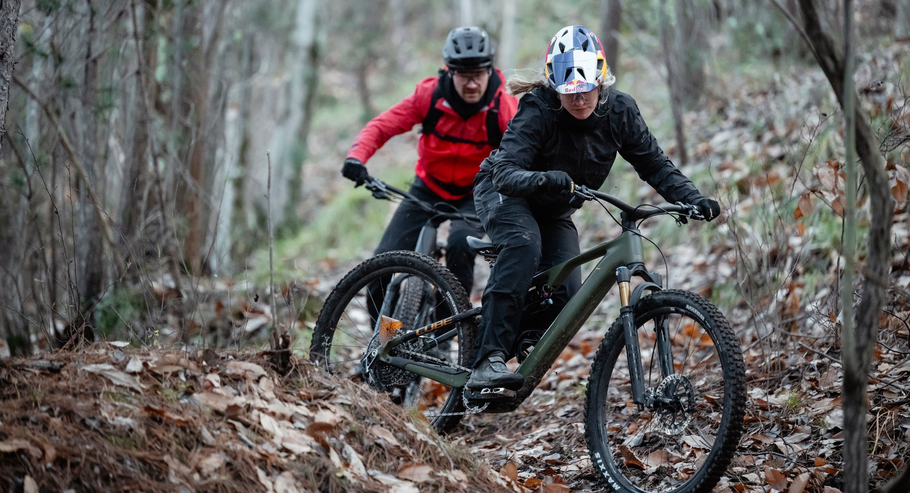 CUBE AMS Hybrid ONE44