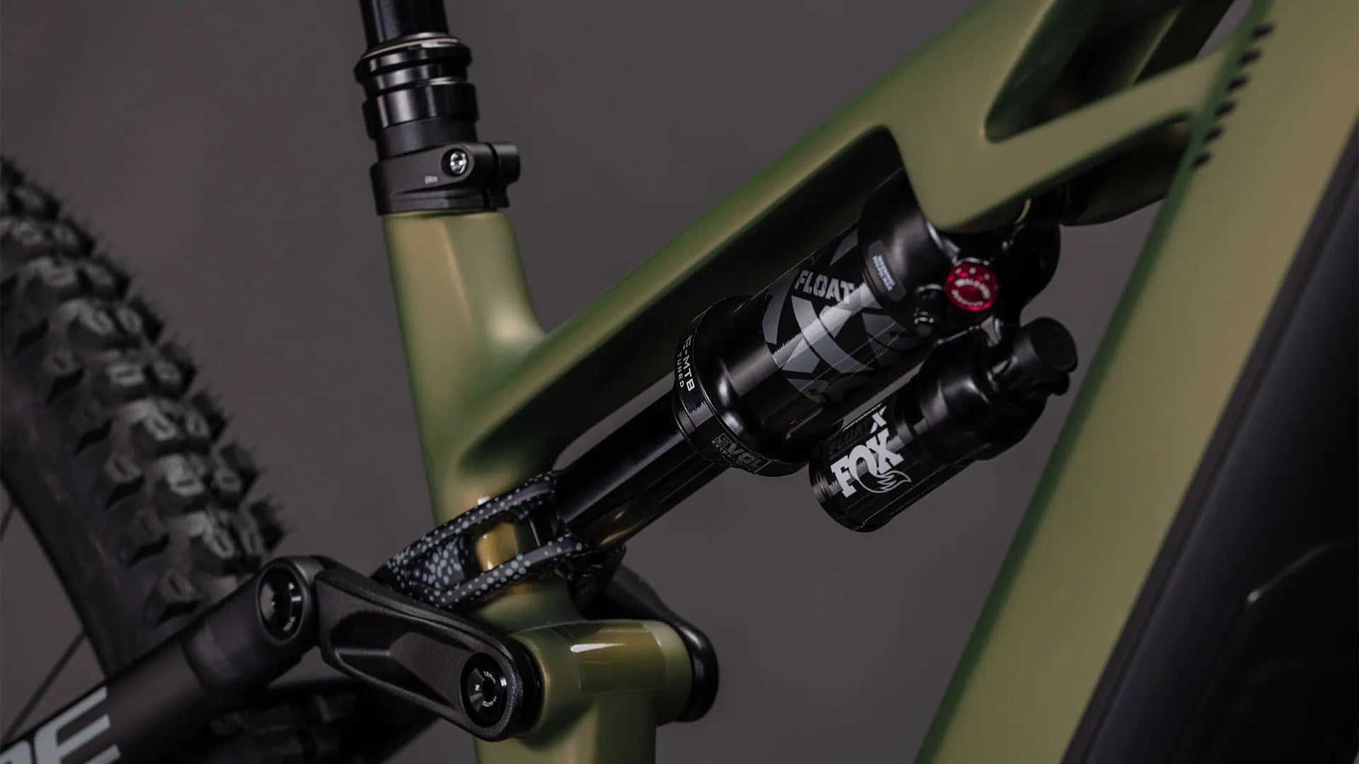 Cube Stereo Hybrid ONE44 HPC TM 800 reedgreen´n´matrix 2026