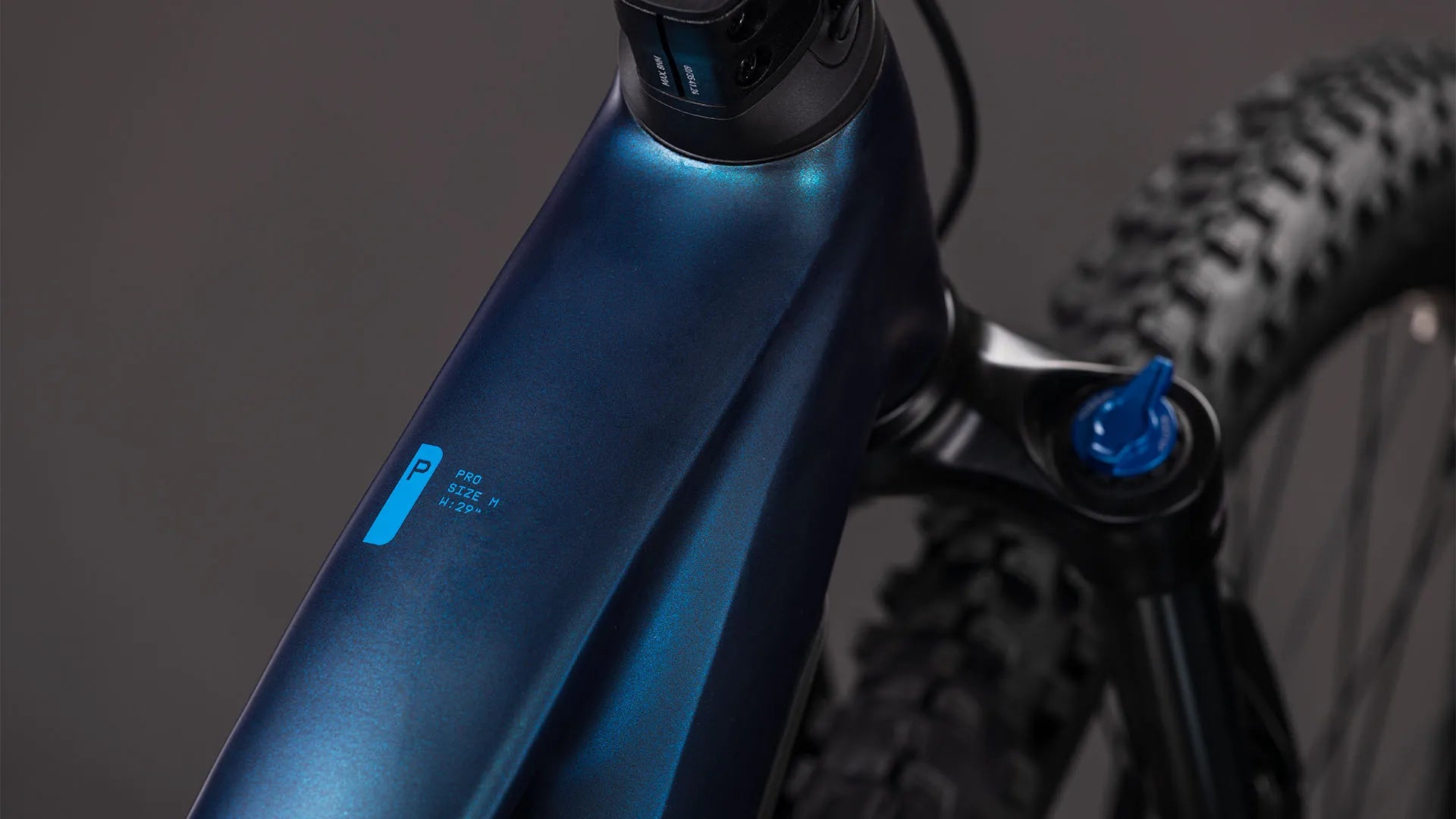Cube Reaction Hybrid Pro 800 nebular´n´dazzle 2026