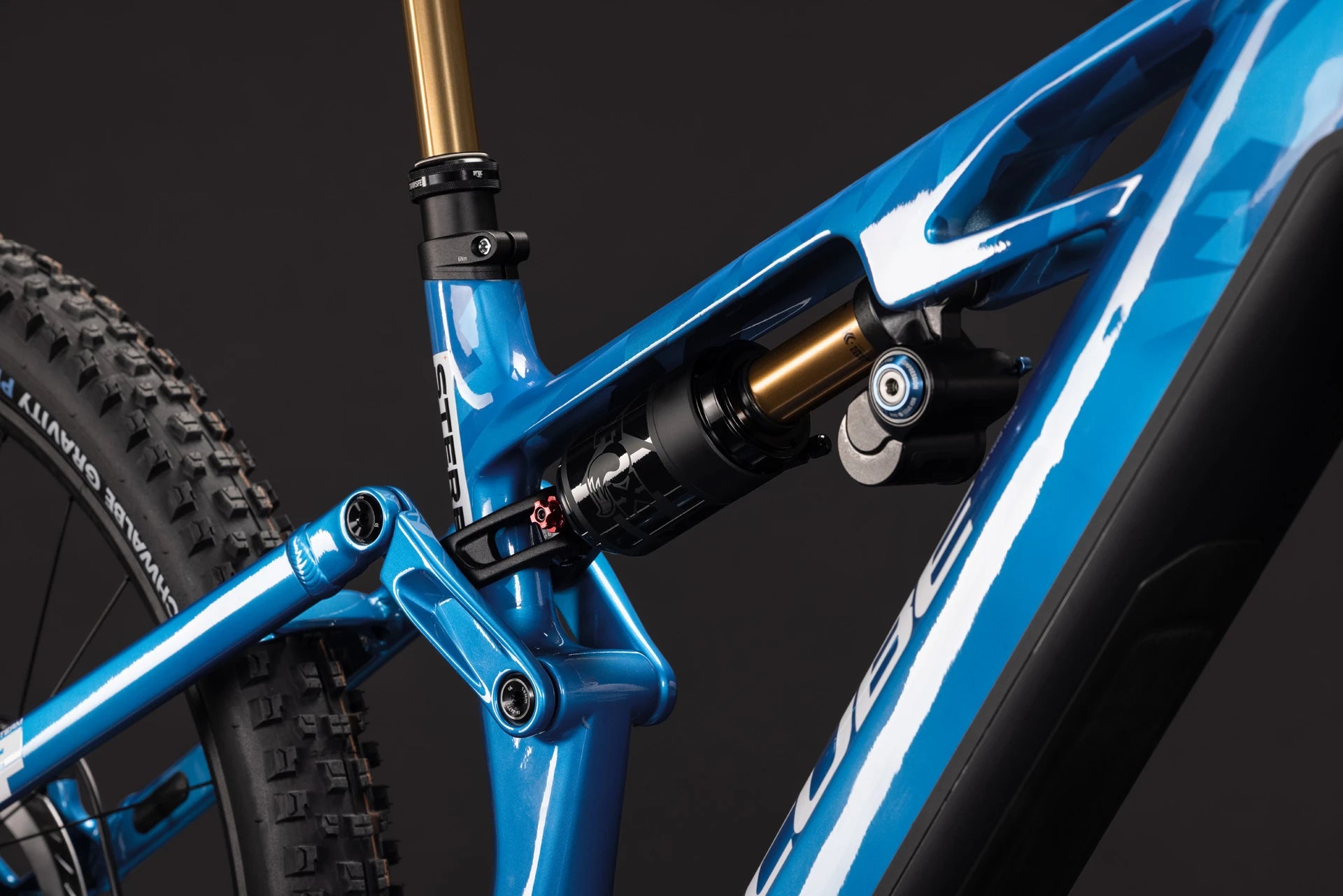 Cube Stereo Hybrid ONE77 HPC AT 800 actionteam 2027