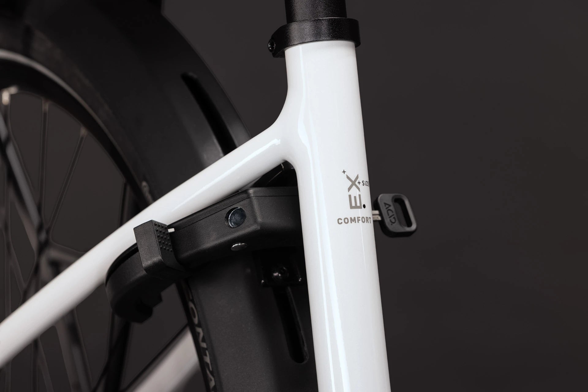 Cube Supreme RT Hybrid Comfort EX 600 metallicwhite´n´reflex EE 2027