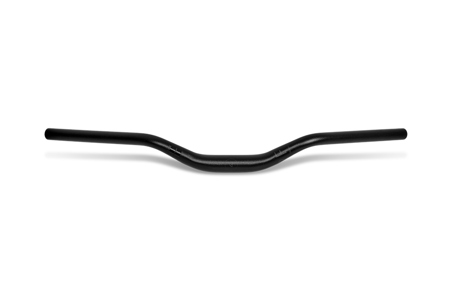 Schwarzer Fahrradlenker mit leichtem Anstieg, passend für Rennräder, geeignet für sportliche Fahrten.