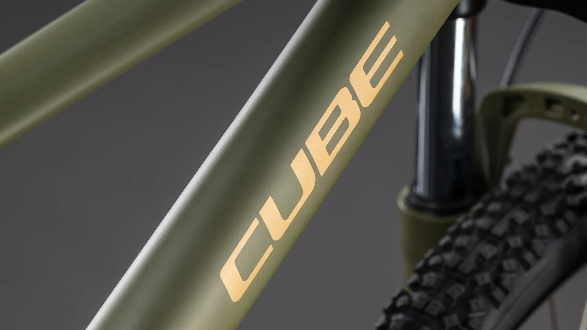 Cube Aim SLX dustolive´n´gold 2026