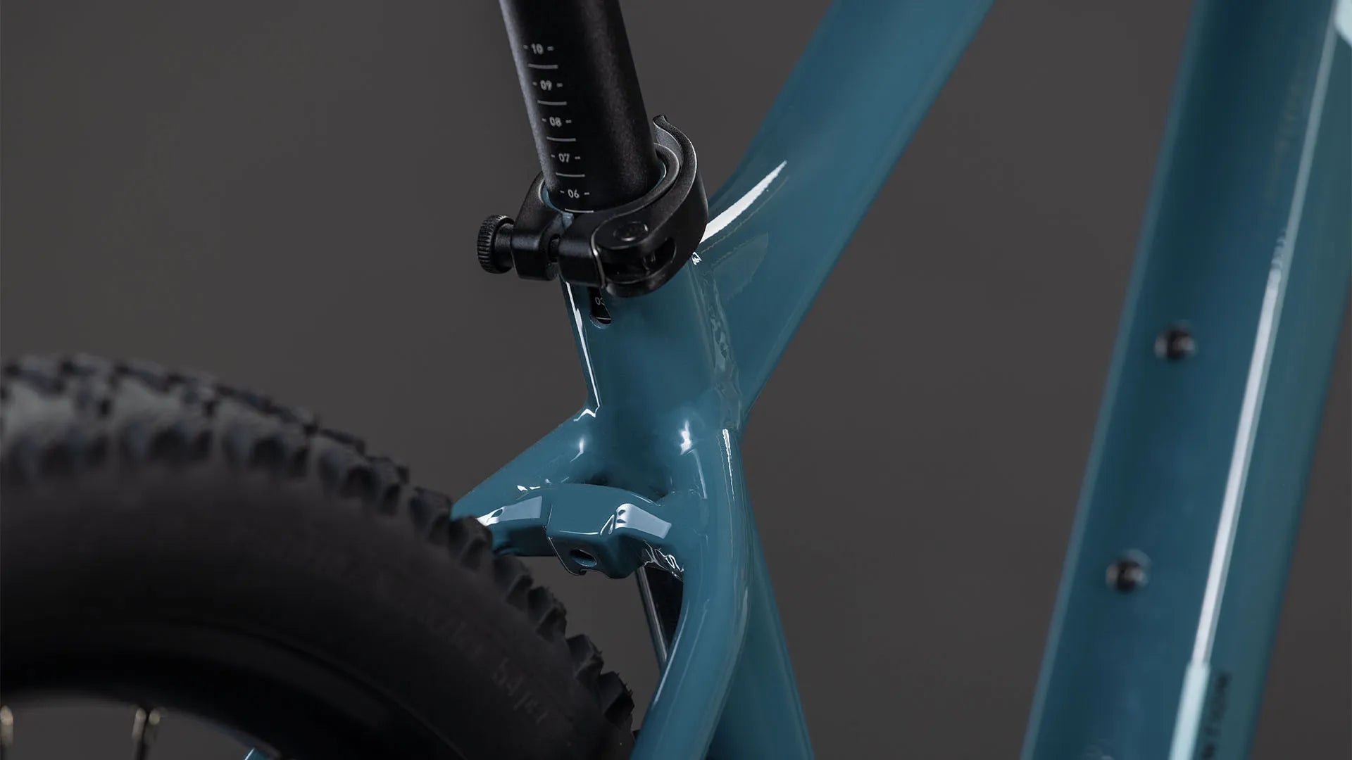 Cube Attention SLX storm´n´blue 2026