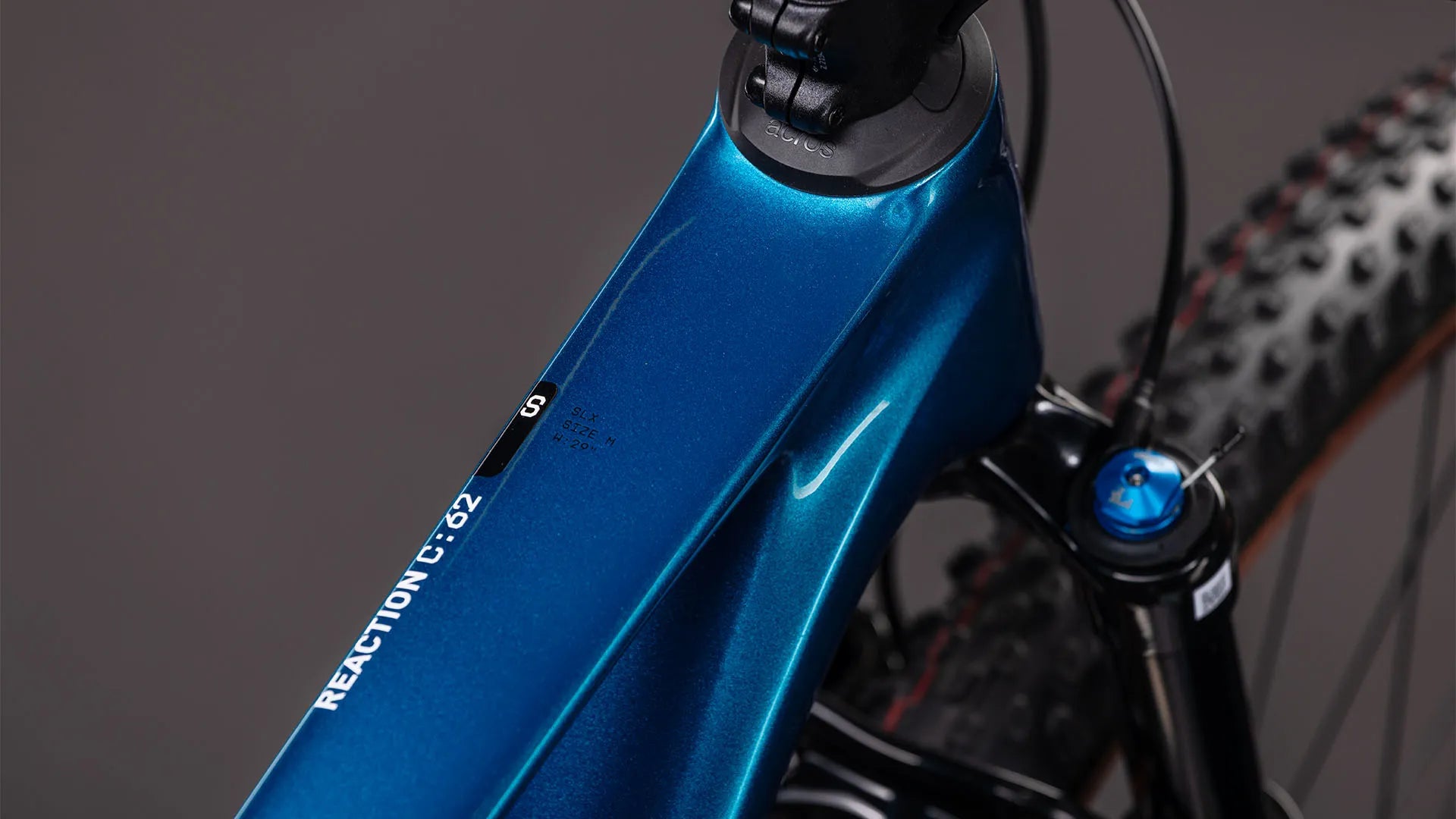 Cube Reaction C:62 SLX electricblue´n´white 2026