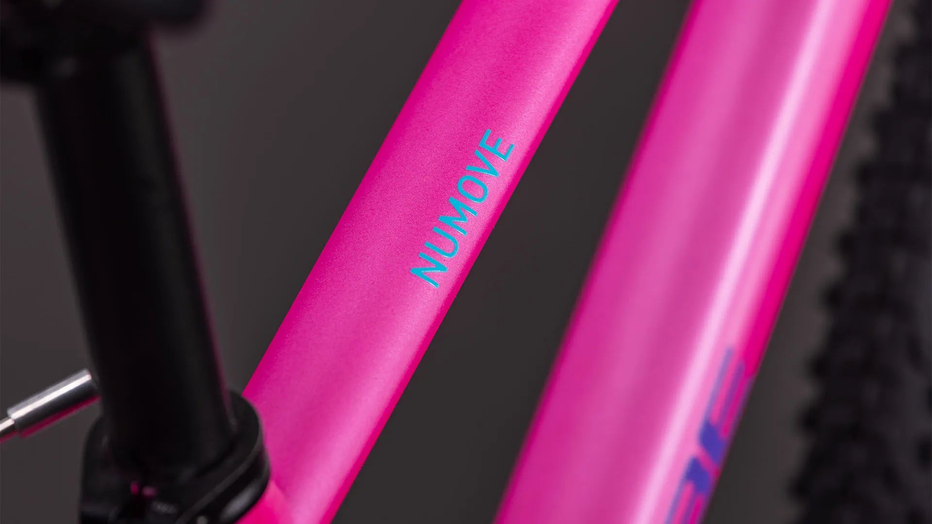 Cube Numove 180 fucsia´n´plum 2026