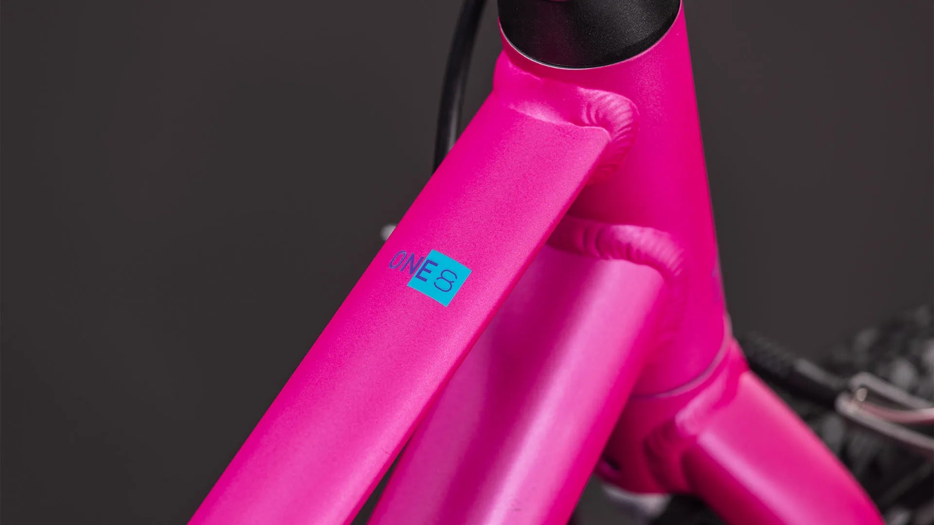 Cube Numove 180 fucsia´n´plum 2026