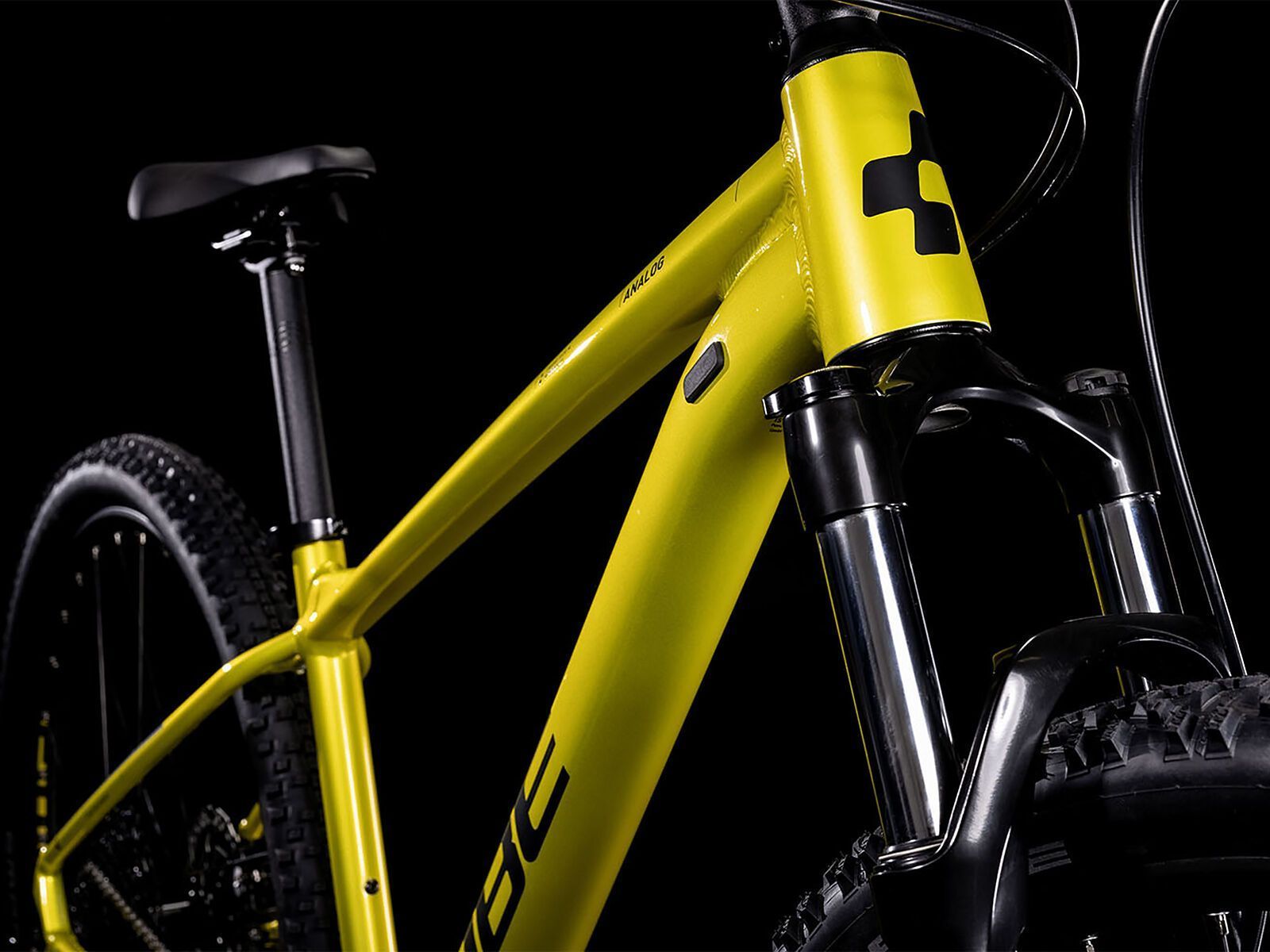 Cube 22 Analog flashlime´n´black