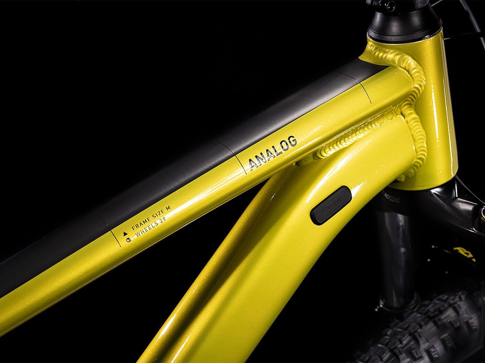 Cube 22 Analog flashlime´n´black