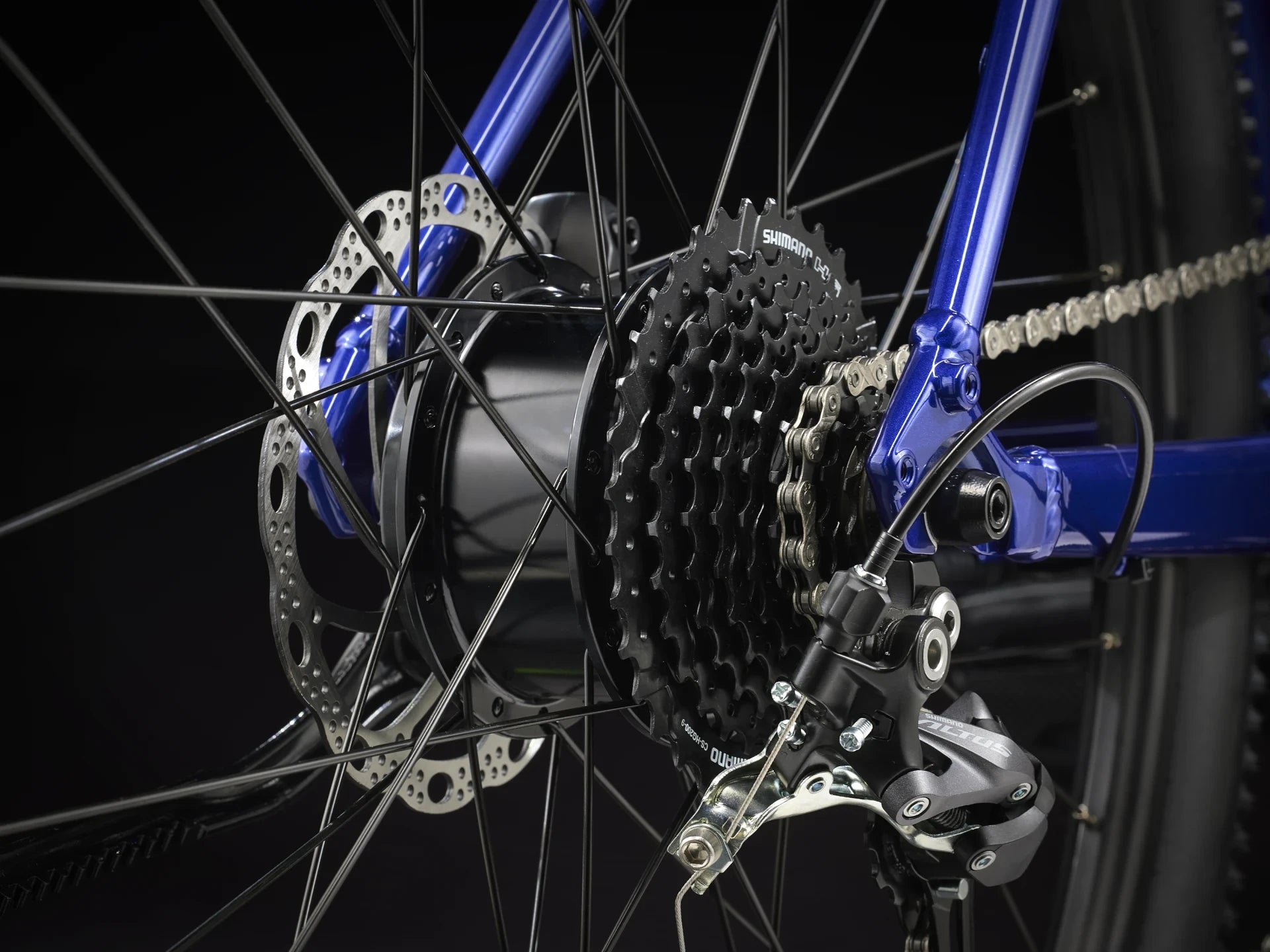 Trek Dual Sport+ 2 Stagger Hex Blue