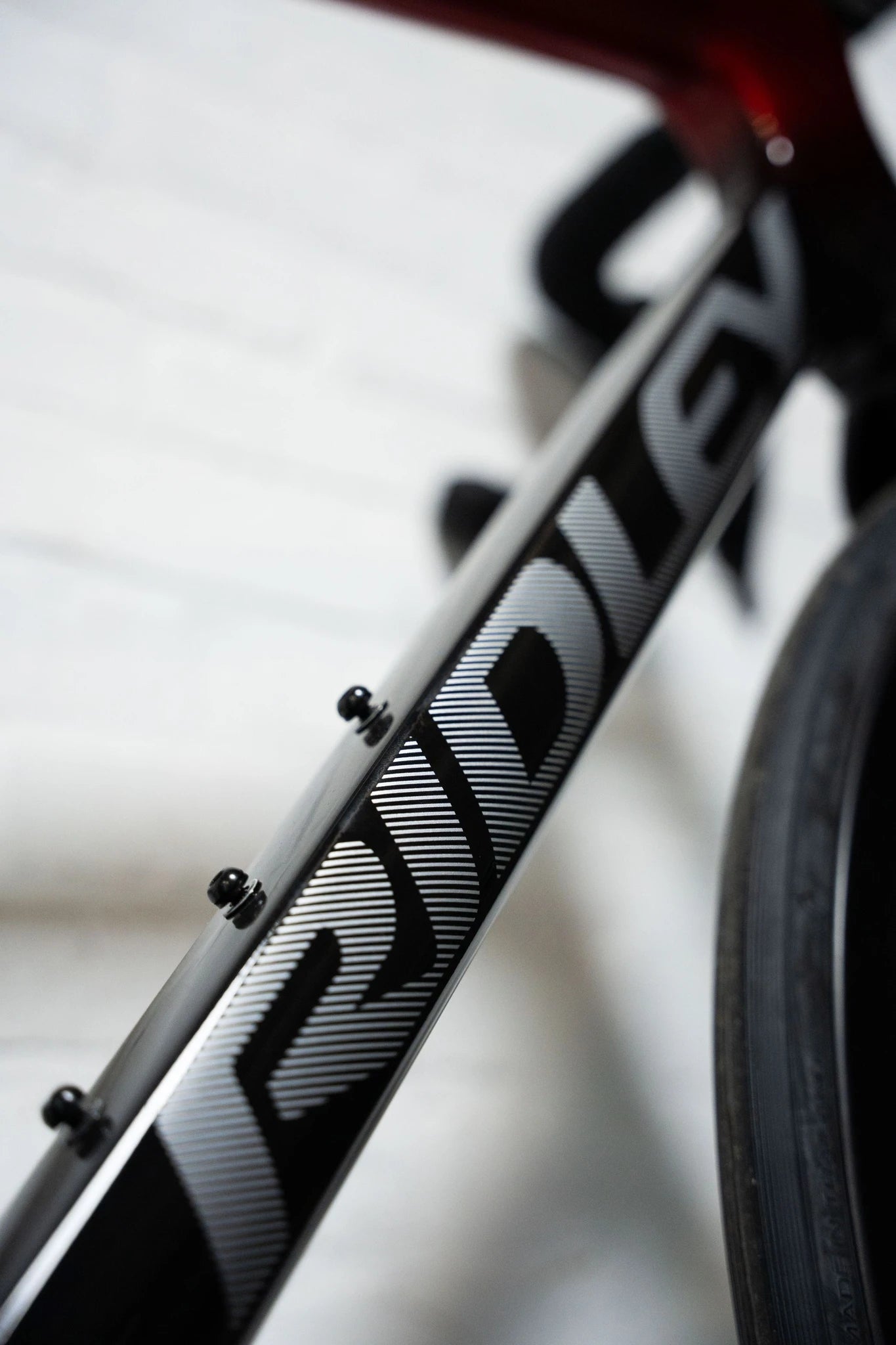 Ridley Falcn 105 DI2 Schwarz Rot 2025