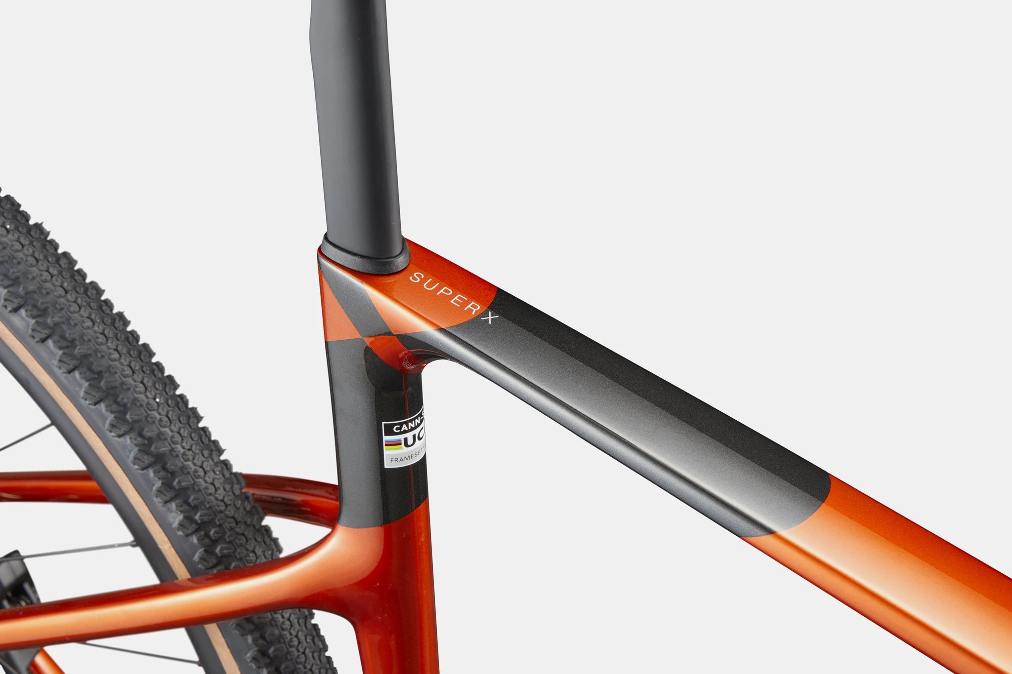 Cannondale SuperX 4 AXS Fire Orange 2026 04