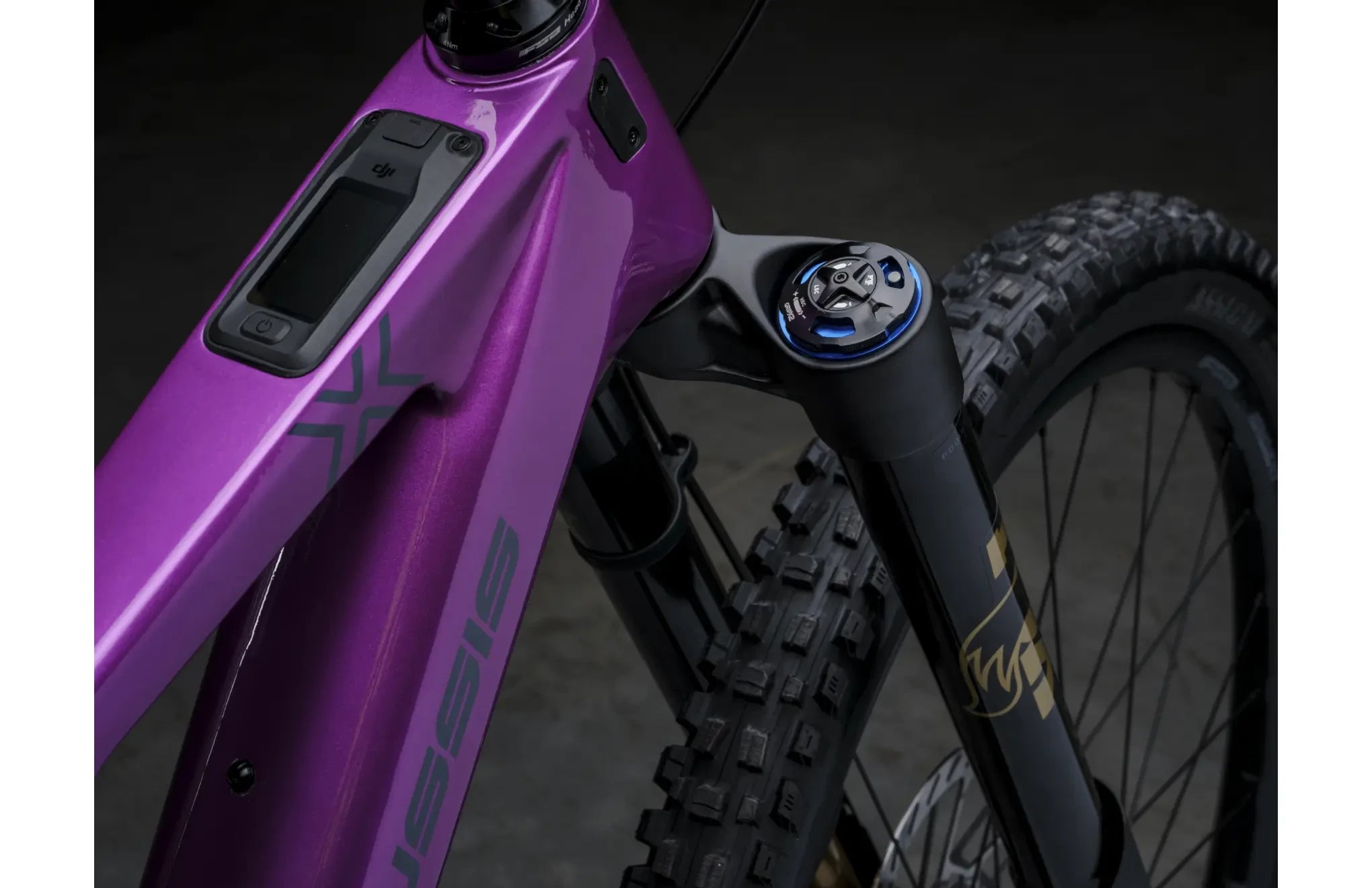 Crussis e-Full 12.11-PRO X (800 Wh) purple 2026