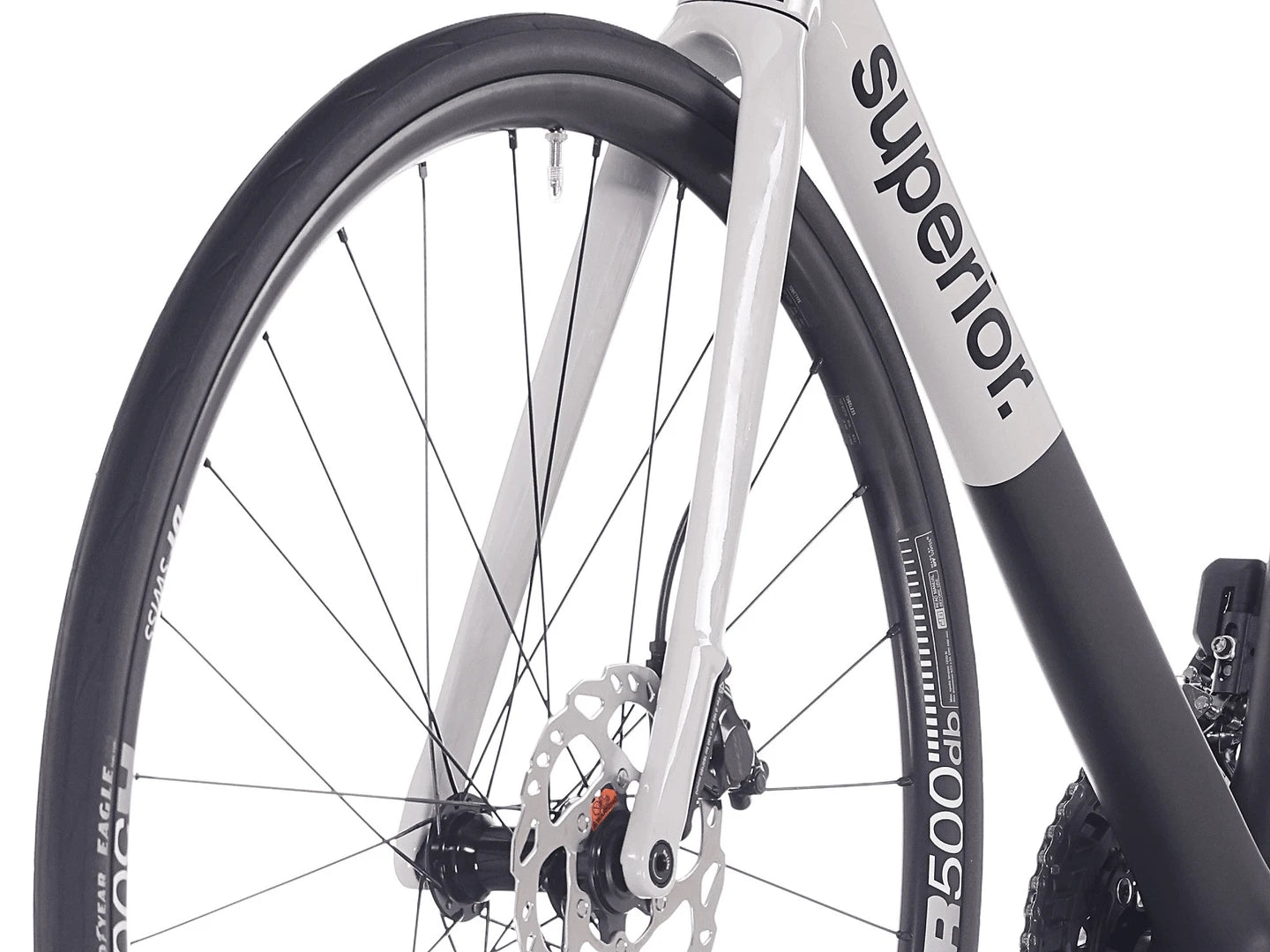 Superior RR 9.5 matte carbon/white 2025