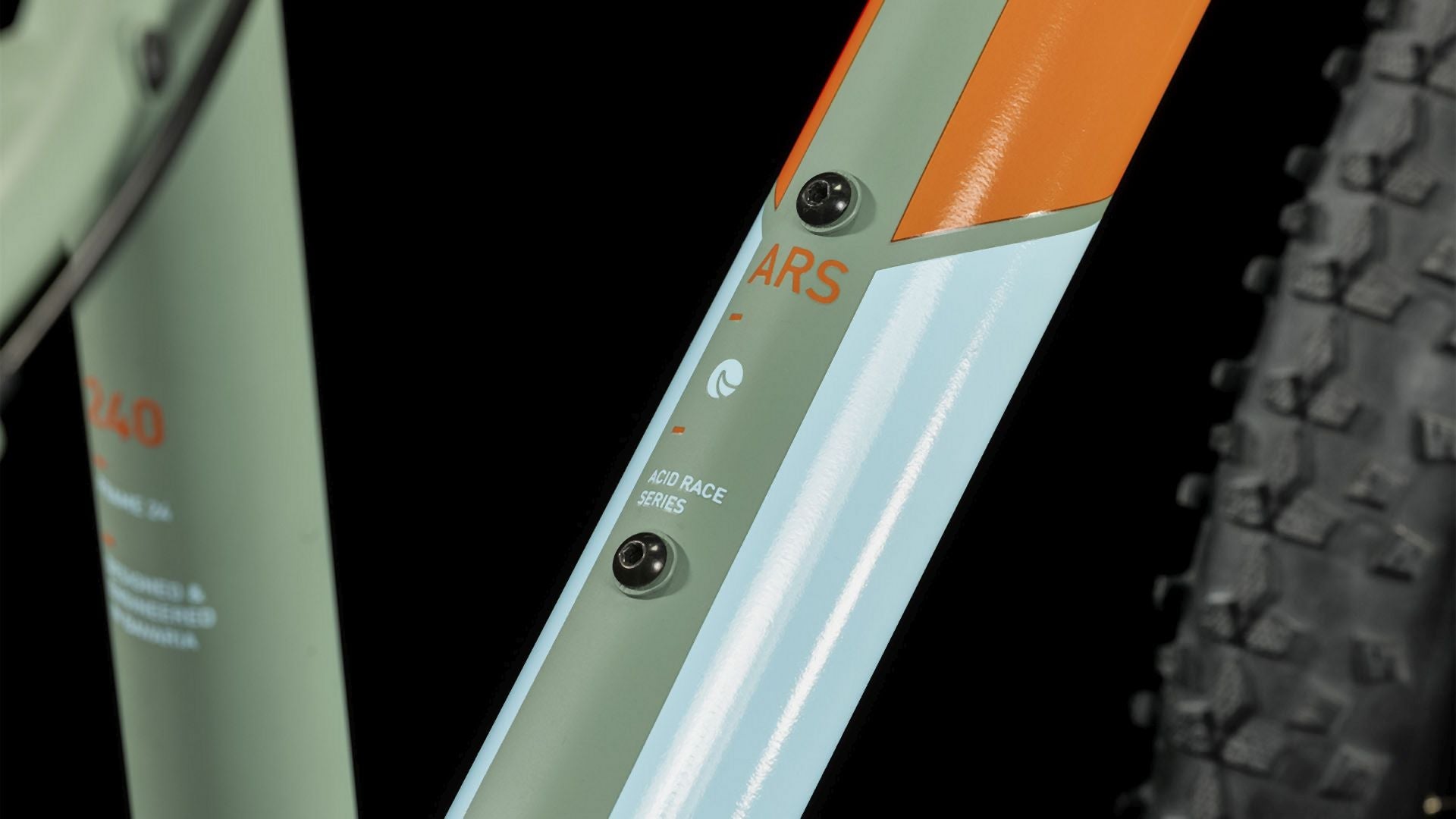 Cube Acid 240 Disc green´n´orange