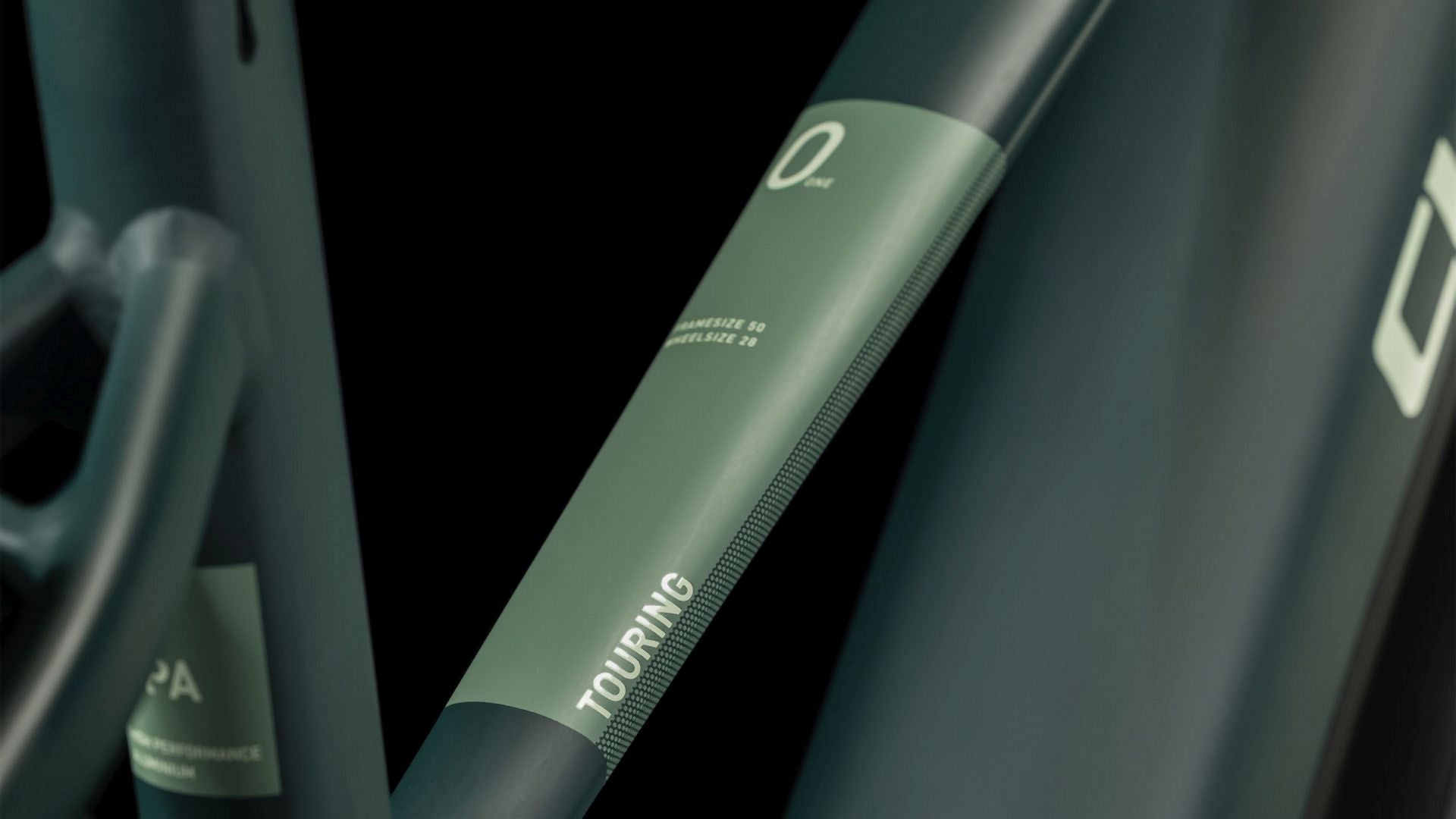 Cube Touring Hybrid ONE 625 darkgreen´n´green Trapez