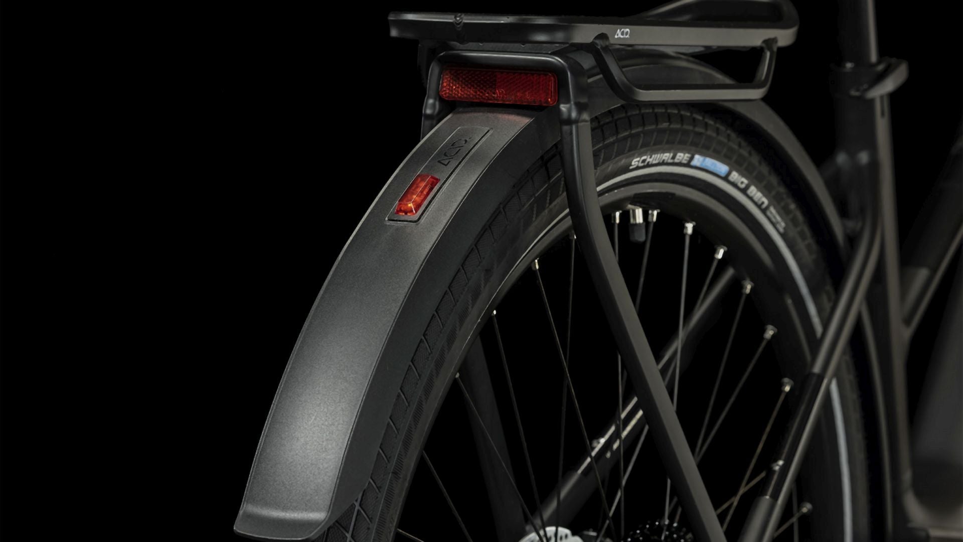 Cube Touring Hybrid Pro 625 black´n´metal Trapez