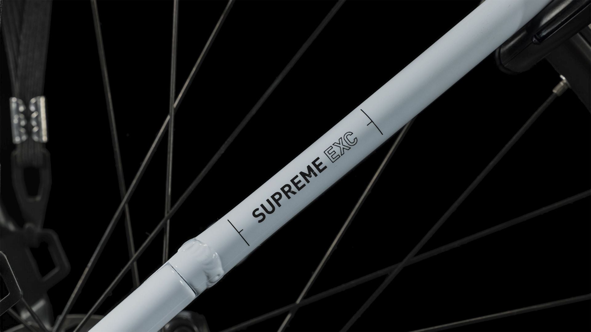 Cube Supreme RT Hybrid EXC 500 flashwhite´n´black Easy Entry