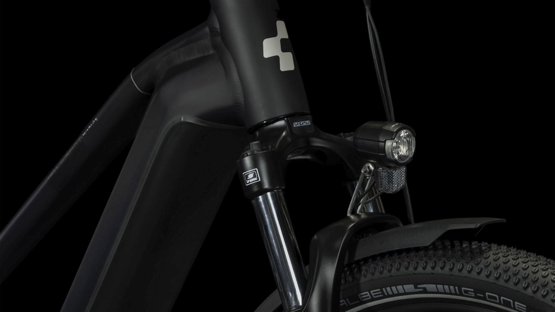 Cube Nuride Hybrid Pro 625 Allroad black´n´metal Trapez