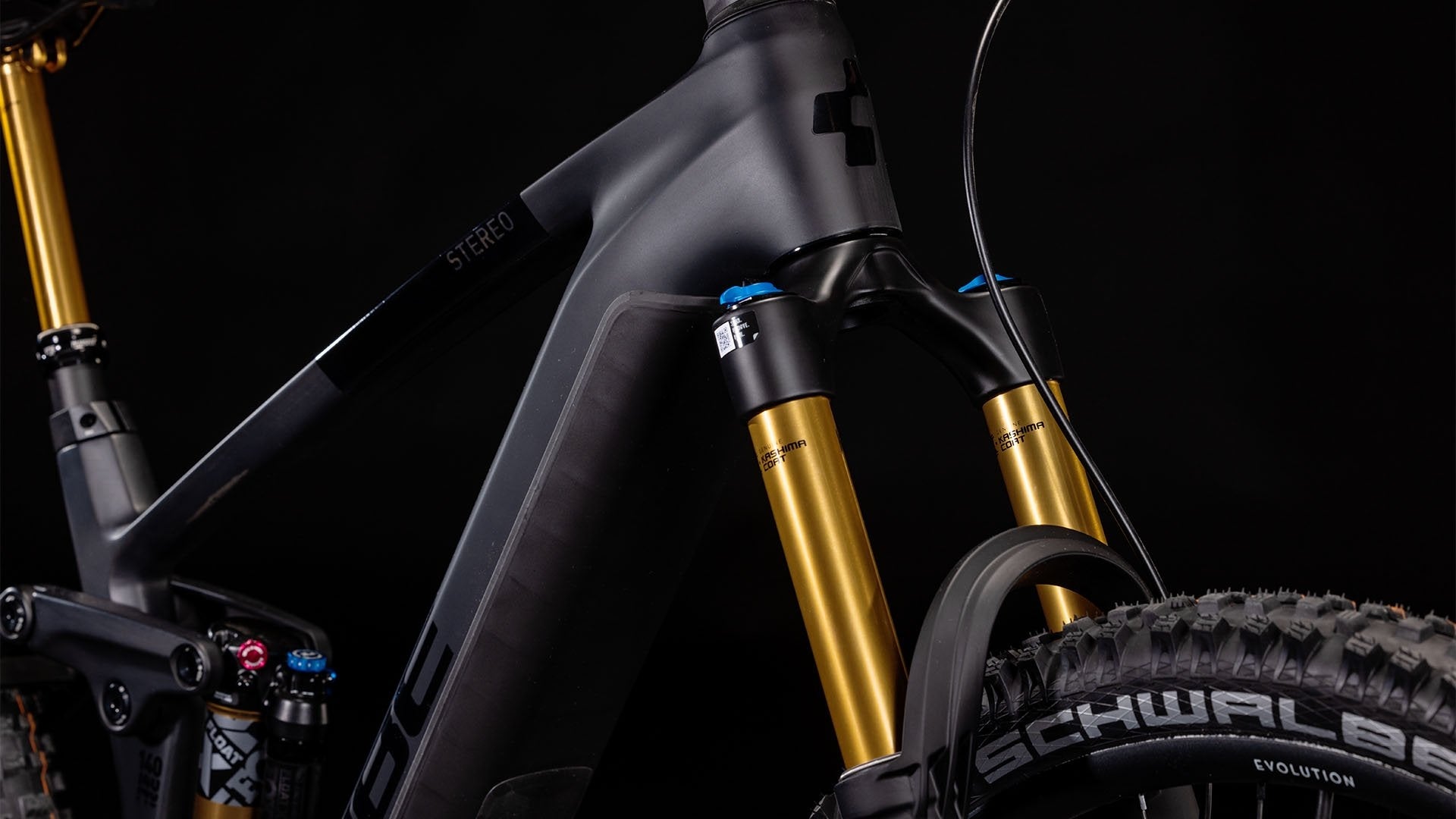 Cube Stereo Hybrid 140 HPC Actionteam 750 carbon´n´black