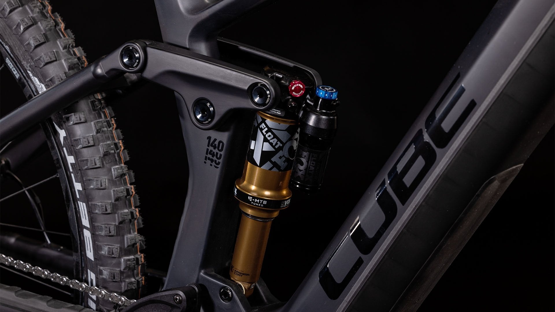 Cube Stereo Hybrid 140 HPC Actionteam 750 carbon´n´black