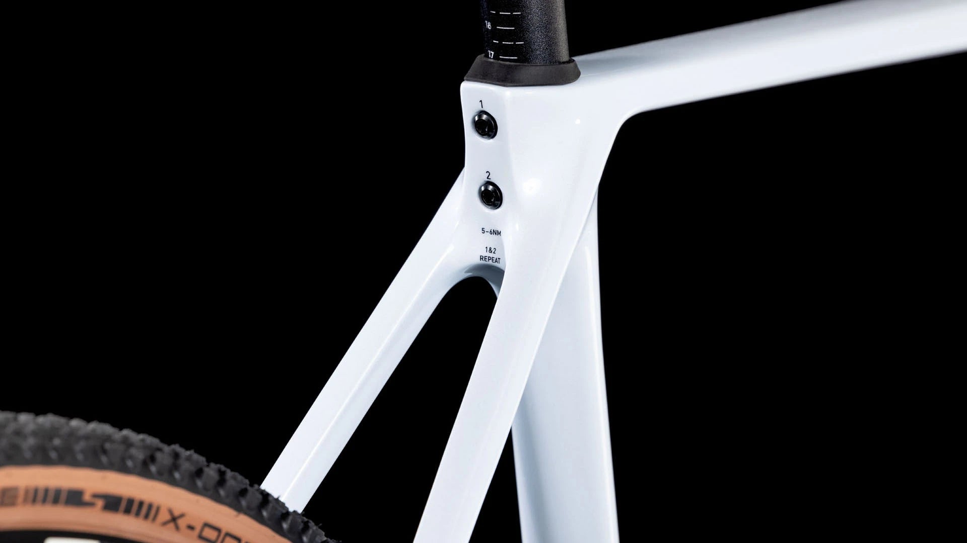 Cube Cross Race C:62 Race polarwhite´n´blue 2026