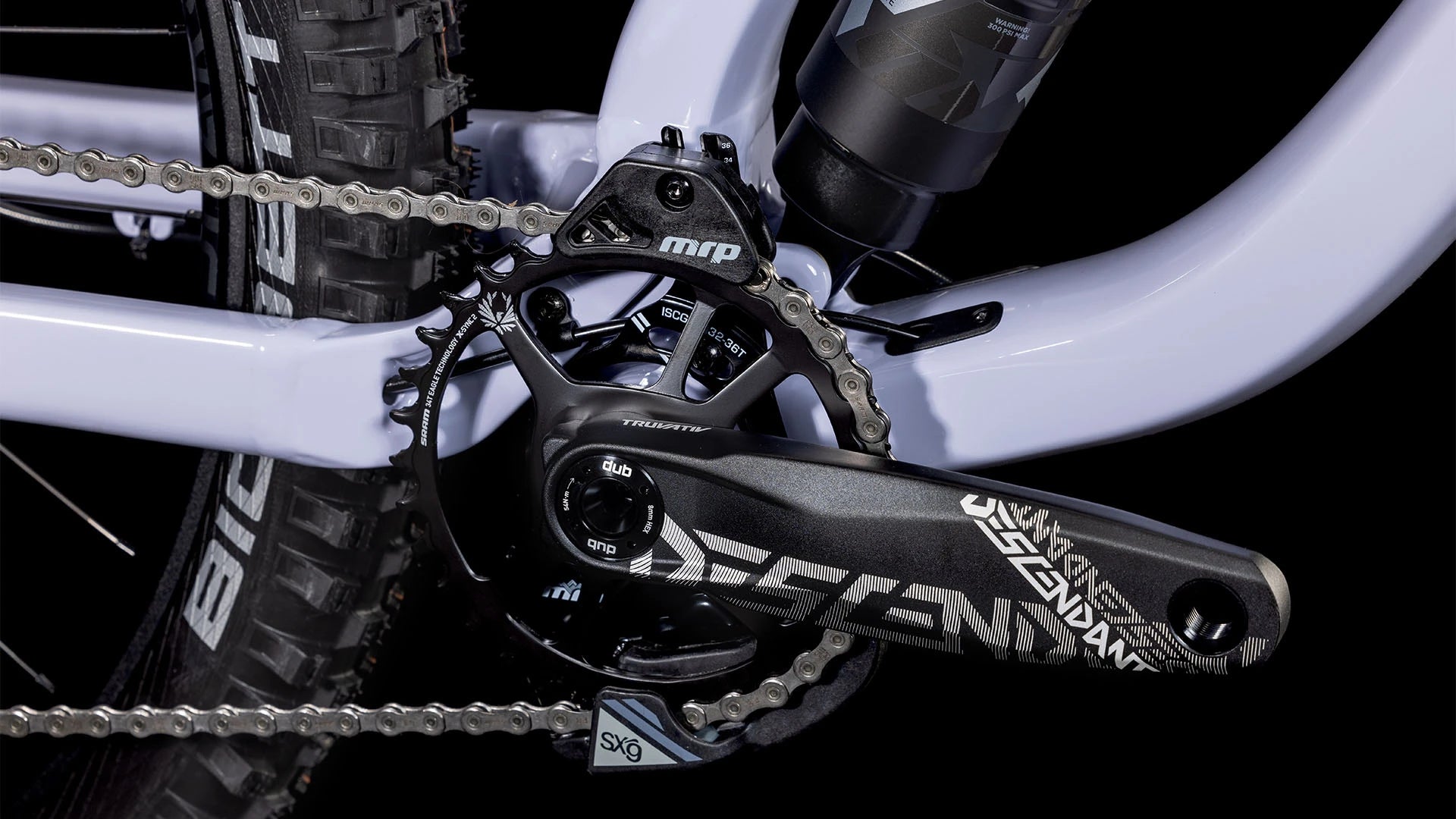 Cube TWO15 Race 27.5 cyclamen´n´black 2026