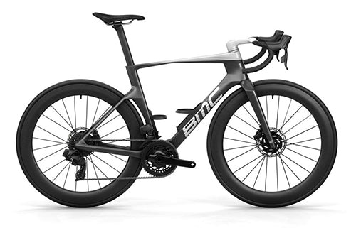 BMC Teammachine Rennrad, aerodynamisches Design, Scheibenbremsen, für Straßenradsport-Enthusiasten geeignet.