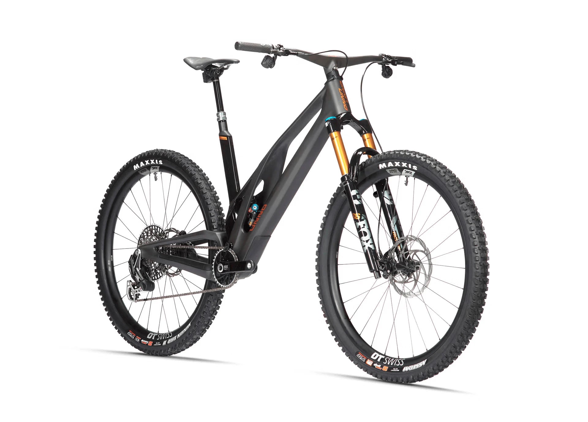 UNNO DASH Factory Matter Carbon Raw Copper Trapez 2025