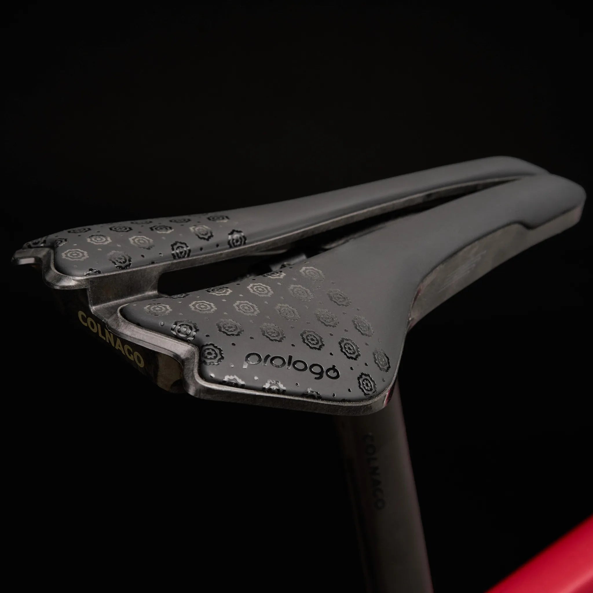 Colnago C72 Rennrad Fahrradsattel, schwarz, mit Muster Ideal für Rennradfahrer.