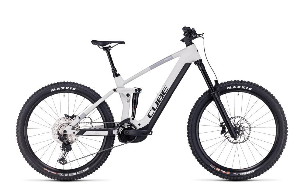 Cube Stereo Hybrid 160, weißes E-Mountainbike mit Federung für anspruchsvolles Gelände, Maxxis-Reifen.
