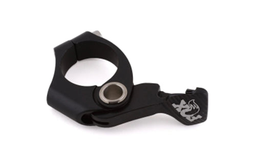 Schwarze FOX Sattelstützen-Klemme für Fahrräder mit Hebelmechanismus, geeignet zur Stabilisierung von Bauteilen.