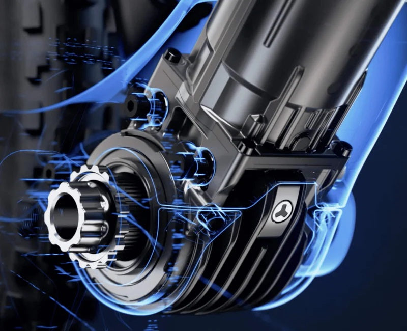 Nahaufnahme eines E-Bike-Motors mit technischen Details und blauen Energiemustern, geeignet für leichte E-Bikes.