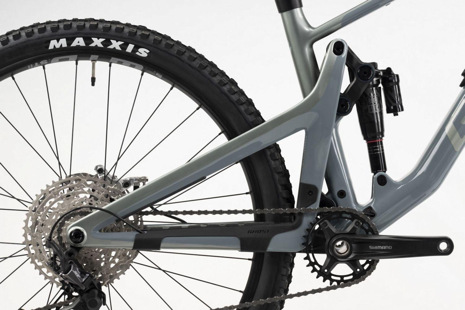 Ghost Riot AM Pro grey 1/pearl light grey - glossy 2023 - Liquid-Life