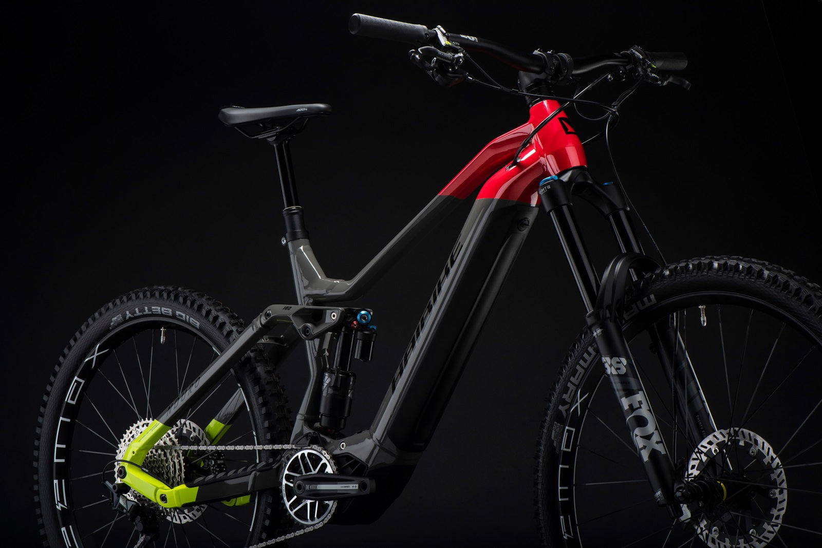 Haibike Nduro E-Mountainbike, rot-schwarz, Vollfederung, leistungsstark für bergiges Gelände.