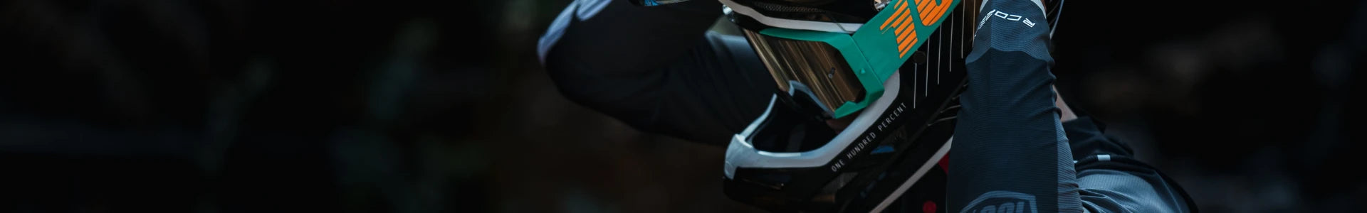 Mountainbike Ausrüstung kaufen bei Liquid-Life.de Entdecke passendes Zubehör, Kleidung und Teile für dein Mountainbike