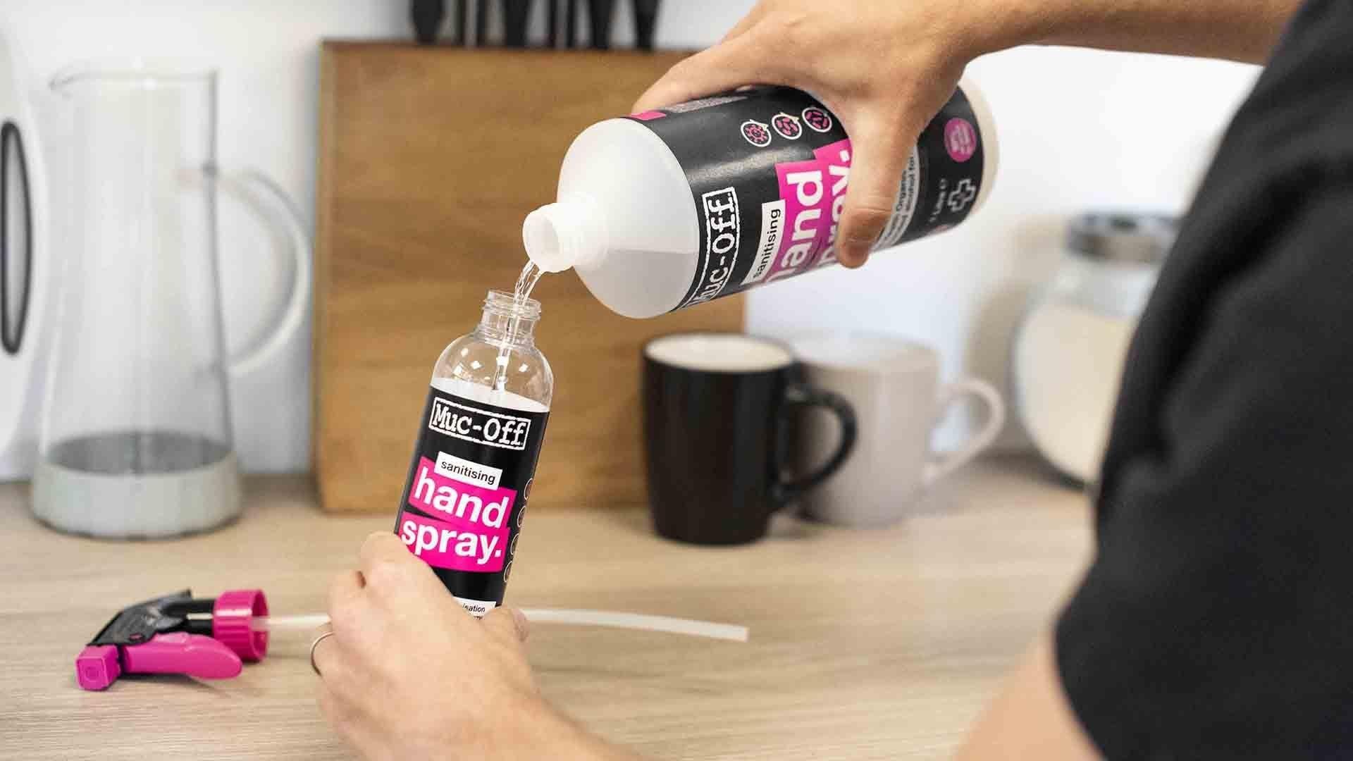 Muc Off Antibacterial Hand Sanitising Spray - Liquid-Life