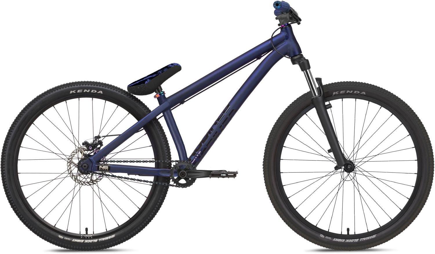 NS Bikes Zircus Blue 2022: Das ultimative Pumptrack & Street Funbike