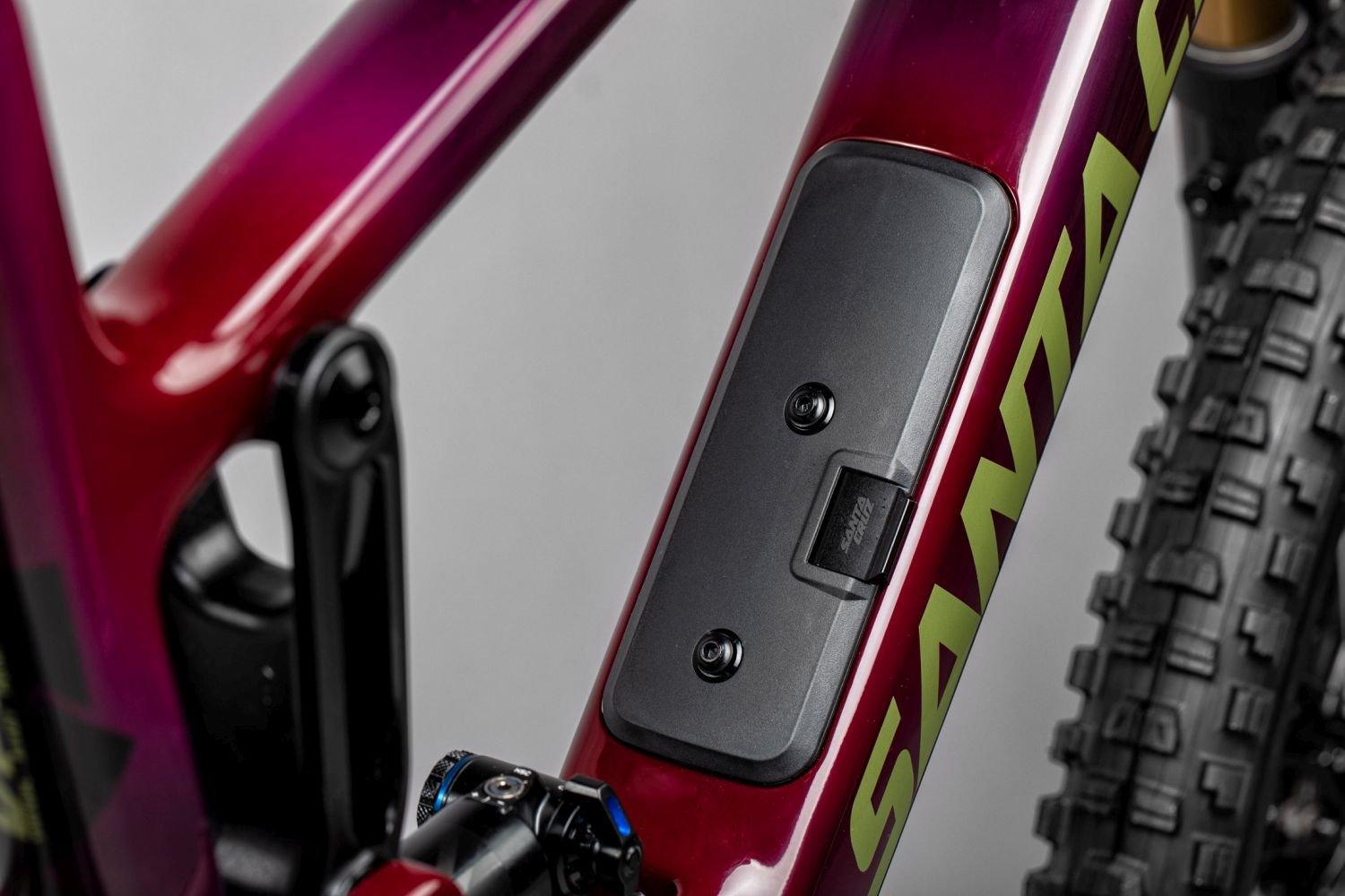 Santa Cruz Hightower 3 | C | GX AXS RSV | Translucent Purple - Liquid-Life