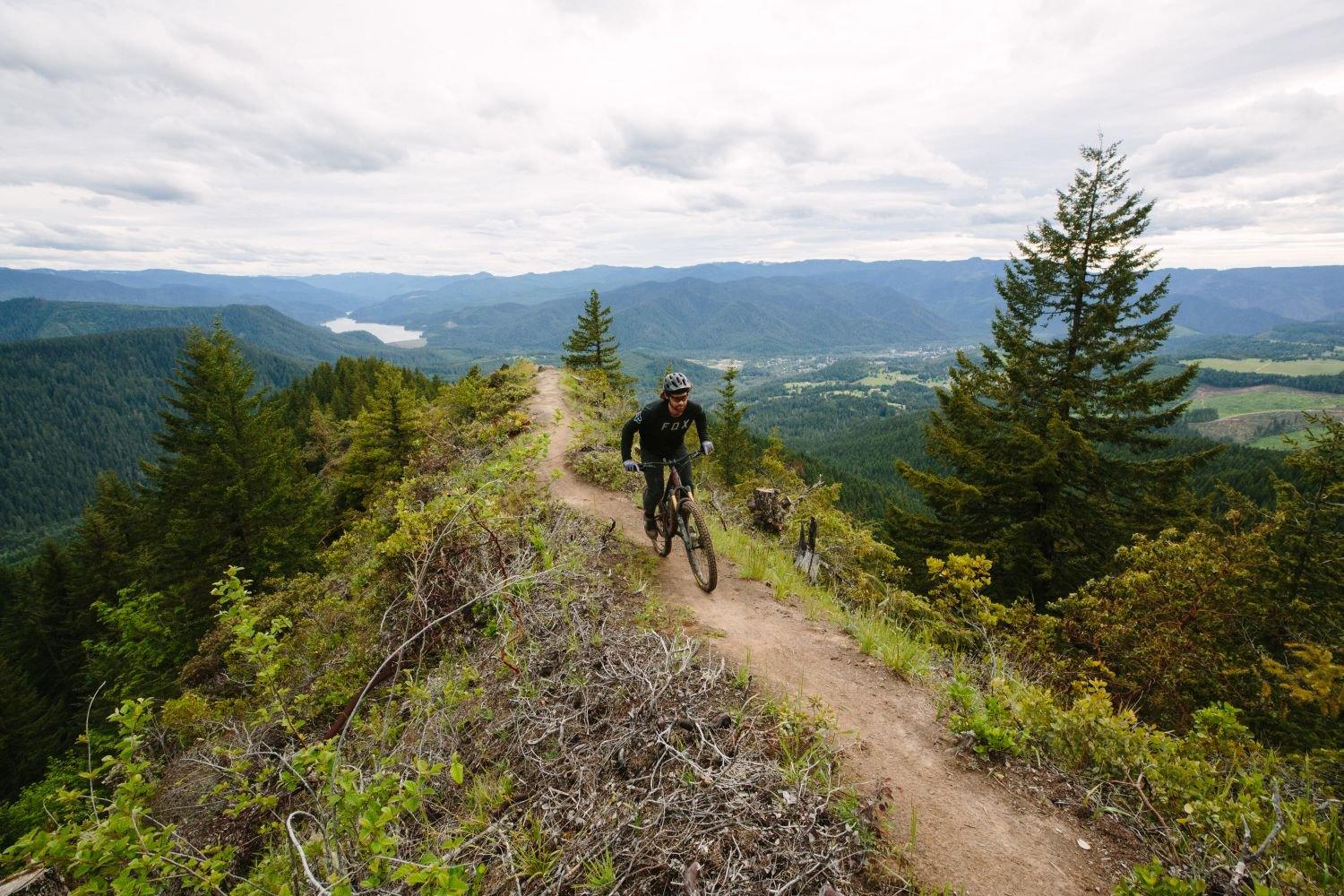 Santa Cruz Hightower 3 | C | GX AXS RSV | Translucent Purple - Liquid-Life