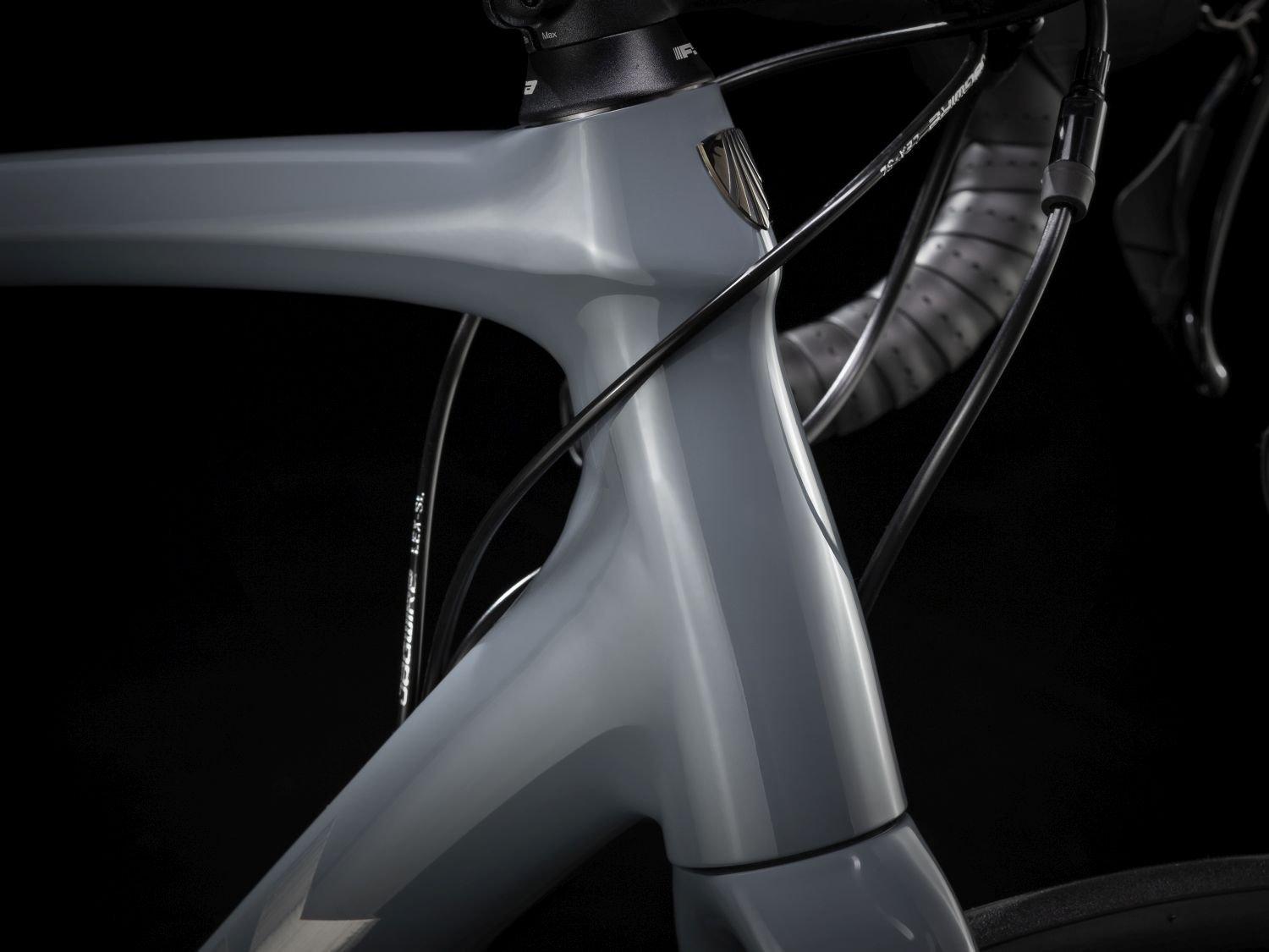 Trek Emonda ALR 5 Slate to Trek Black Fade - Liquid-Life