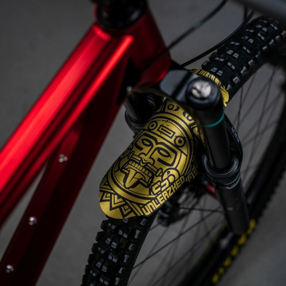 unleazhed unsplash M01 - Liquid-Life #Wähle Deine Farbe_Eldorado Gold