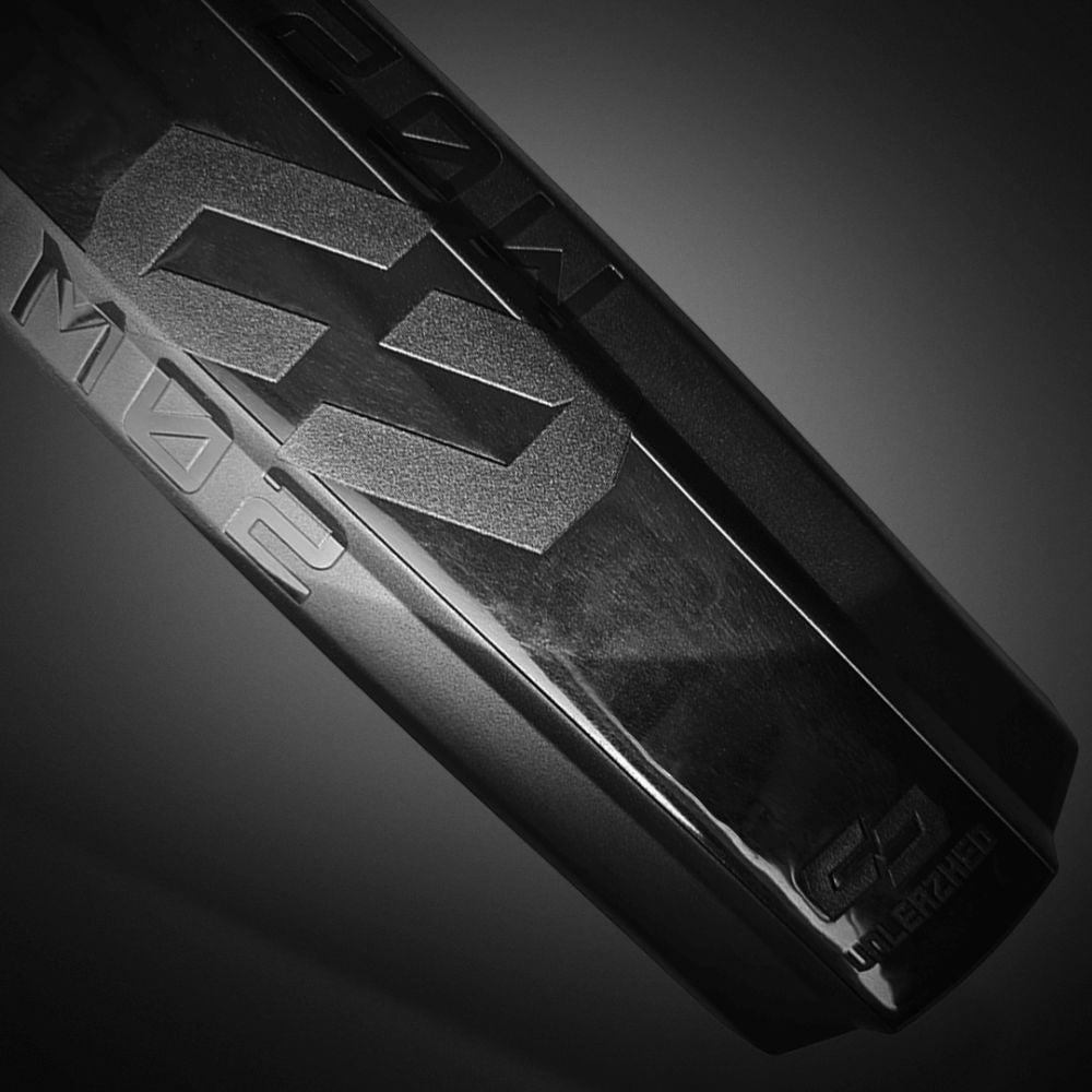 unleazhed unsplash M02 - Liquid-Life #Wähle Deine Farbe_Ultimate Black and Matt Glossy