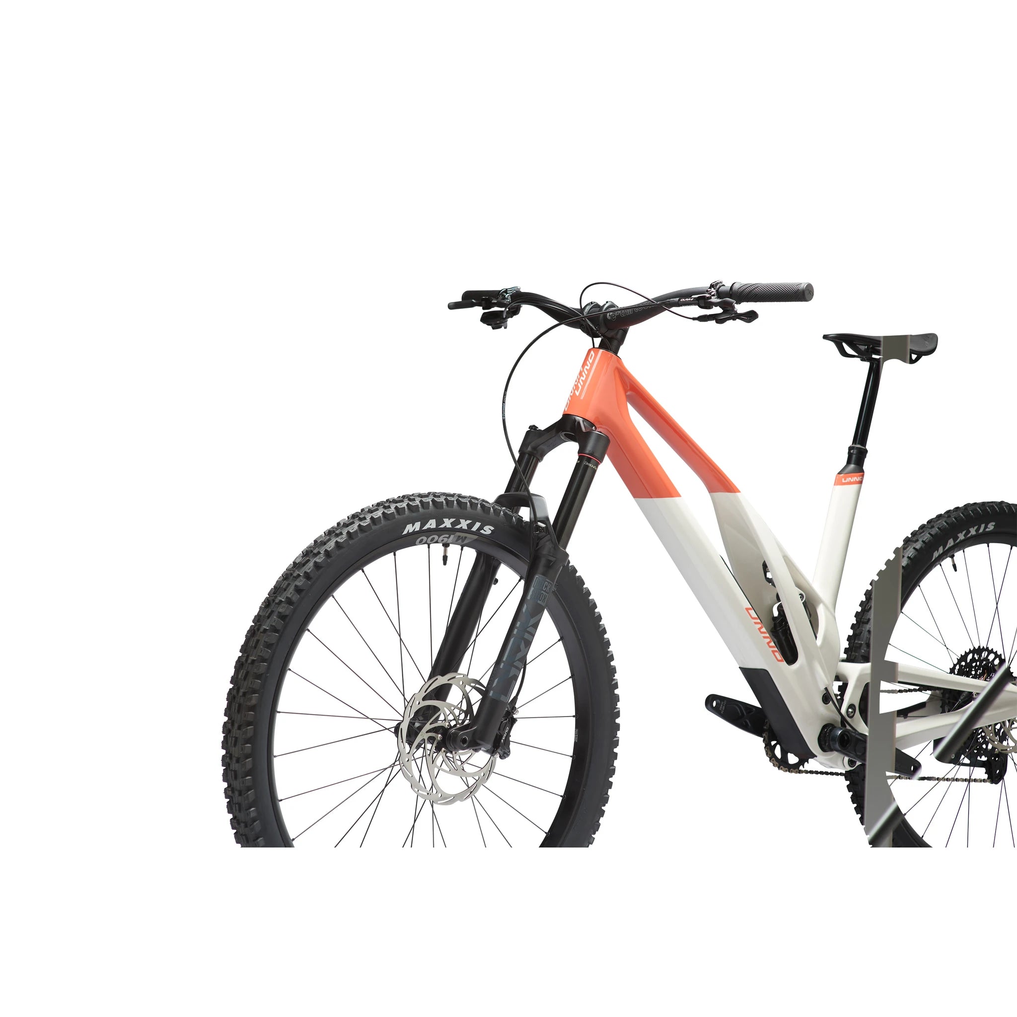UNNO DASH Elite Living Coral - Eggwhite Trapez 2025