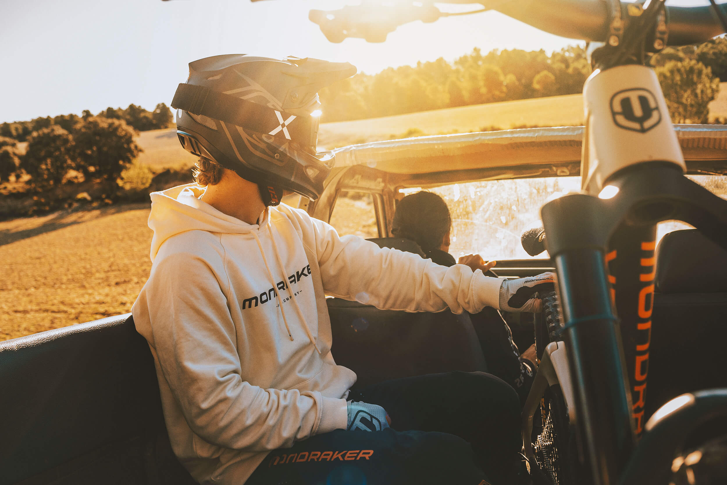 Mondraker Bikewear