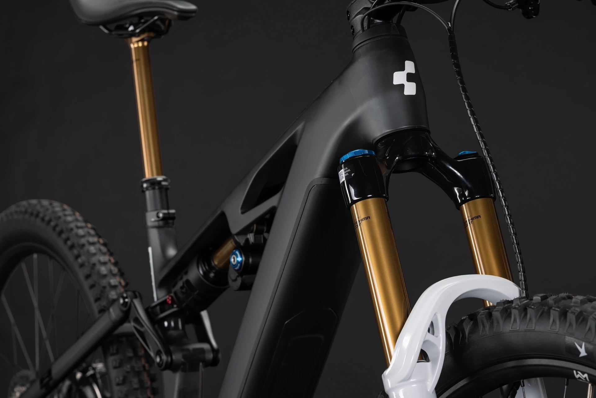 Cube Stereo Hybrid ONE77 HPC AT 800 carbon´n´white 2027