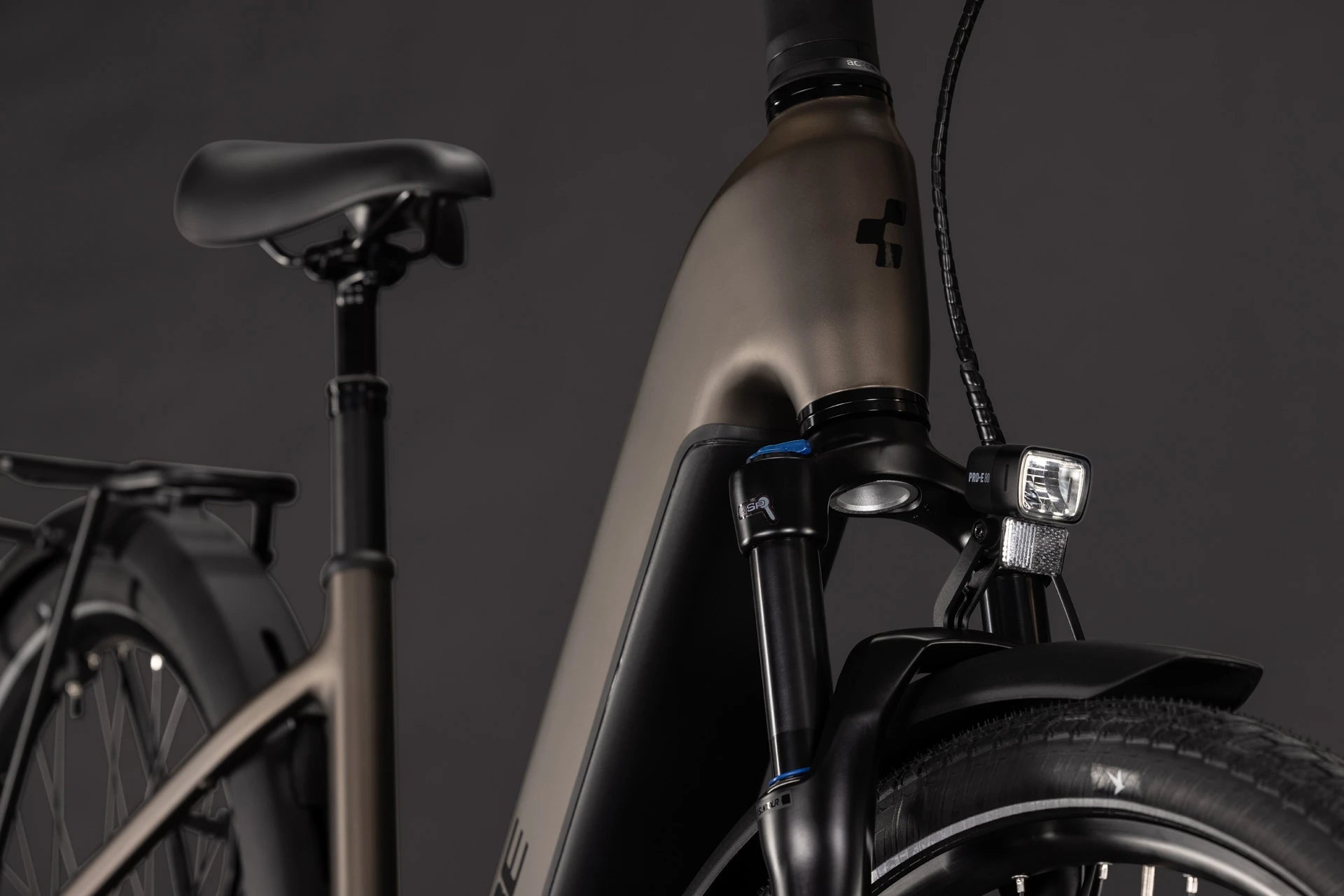 Cube Touring Hybrid Pro 800 metallicumbra´n´black EE 2027