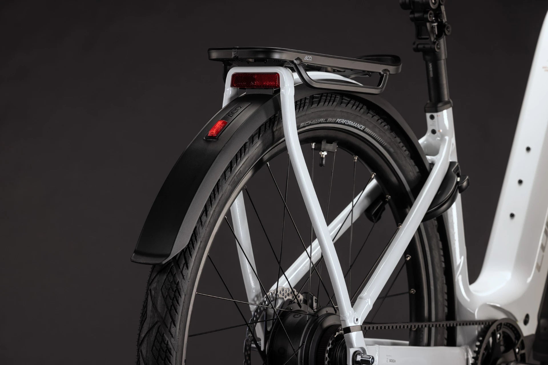 Cube Kathmandu Hybrid Deluxe Pro 800 metallicwhite´n´chrome EE 2027