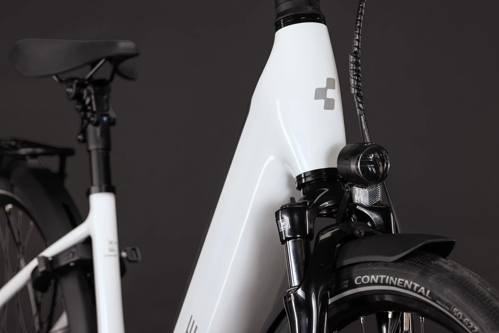 Cube Supreme RT Hybrid Comfort EX 600 metallicwhite´n´reflex EE 2027
