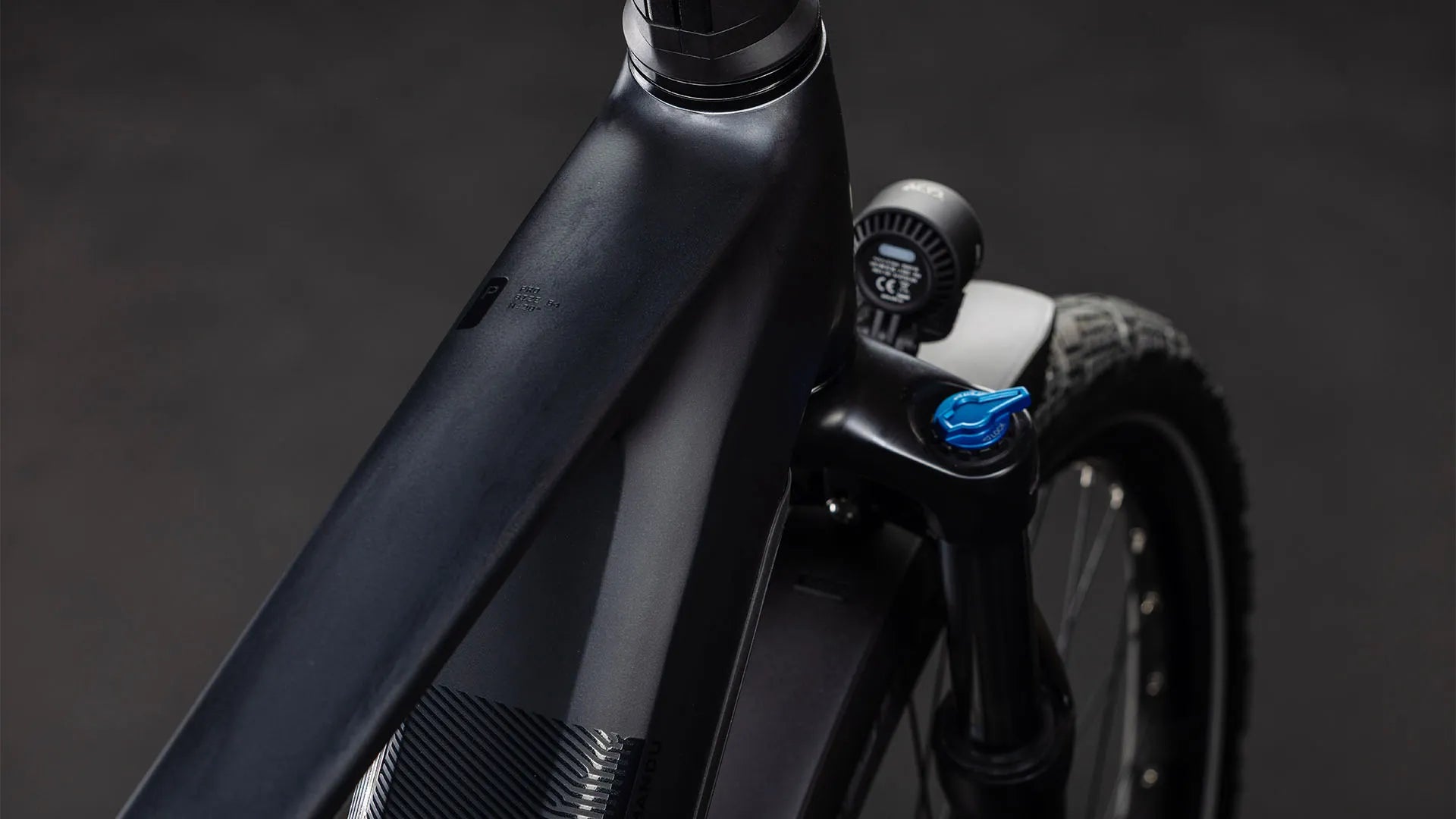 Cube Kathmandu Hybrid Pro 800 coal´n´black 2026